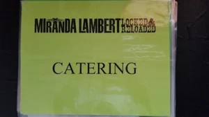 MIRANDA LAMBERT ORIGINAL 9 X 11,5 "LOCKED & RELOADED" BACKSTAGE TOUR TÜRSCHILD - Bild 1 von 1