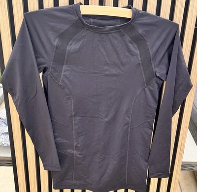 Elite Athlete, Compression 2XU, Long Sleeve Top In Medium & Tights In Small - Image 1 of 4