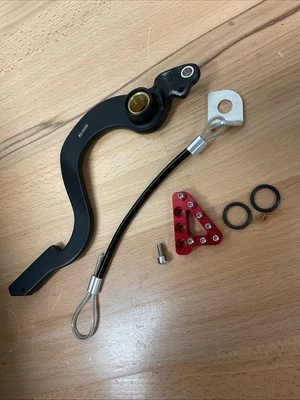 Кованая педаль заднего тормоза Moose Racing для Honda CRF150R/CRF150R Expert 2007 — красная - Изображение 1 из 4