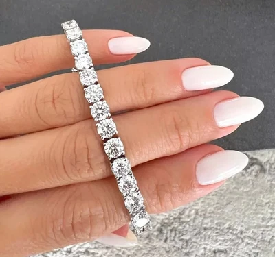 18 Ct TW Round Diamond 7" Tennis Bracelet 14k White Gold Lab Grown Color D VS - Image 1 of 4