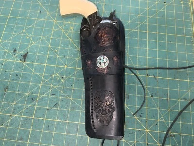 左轮手枪 R/H 定制雕刻皮革雷明顿 1875 枪套 — 第 1/3 张图片