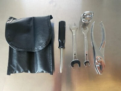 1999 2000 2001 2002 2003 LEXUS RX300 COMPLETE TOOL SET+CASE FACTORY OEM🟠 - Image 1 of 4