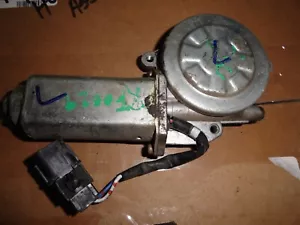 92-02 ISUZU TROOPER/ACURA SLX FRONT LEFT WINDOW MOTOR OEM  - Picture 1 of 2