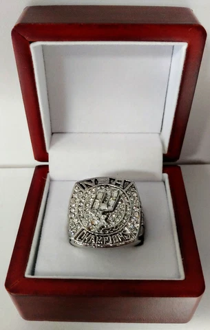 Tim Duncan - 2007 San Antonio Spurs Championship Ring With Wooden Display Box Cover