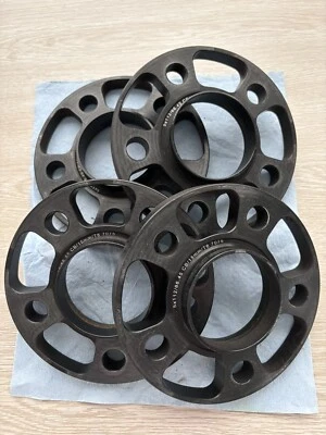 2016-2023  Audi RS6 Avant/RS7/SQ5/SQ7 15mm Hubcentric wheel spacer kit - Image 1 of 4