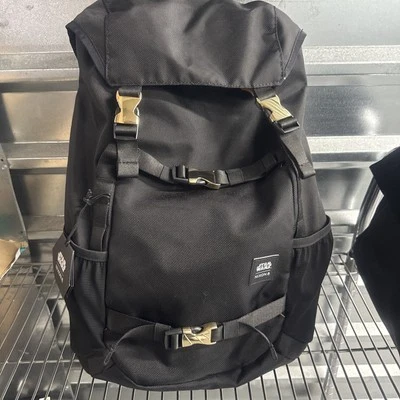 Mochila Nixon Star Wars Landlock C-3PO negra/dorada Foto 1 de 4