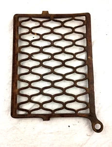 Antique Cast Iron Singer Treadle Sewing Machine - Foot Pedal - Picture 1 of 2