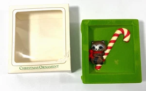 1981 Hallmark Ambassador RACCOON ON CANDY CANE QX29E Christmas Ornament 3 1/4" - Picture 1 of 12