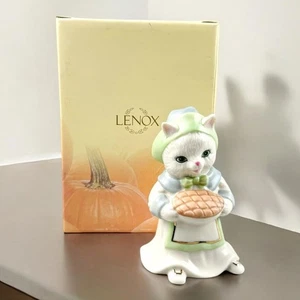 Lenox GATHER & SHARE Thanksgiving Pilgrim Cat Holding Pie Figurine NIB - Picture 1 of 8