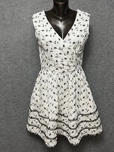 Betsy Johnson Embroidered Cottage Dress Women's 12 White 100% Cotton Midi Floral - Picture 1 of 12