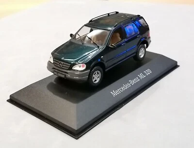 MERCEDES ML 320 GREEN - Dealer Model by Vitesse 1:43  - Immagine 1 di 4