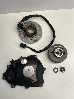 2009 YAMAHA YZ250F  STATOR FLYWHEEL COIL OEM COVER GOOD - Image 1 of 4