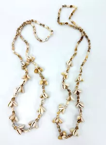 2 collares Lei de 32" concha de vaquero natural a juego y concha marina a rayas - Imagen 1 de 5