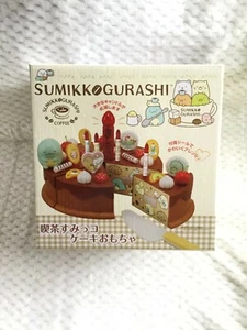 Sumikko Gurashi Chocolate Cake - Cafe Sumikko San-X Toy Set - Toreba 16cm NEW - Afbeelding 1 van 6