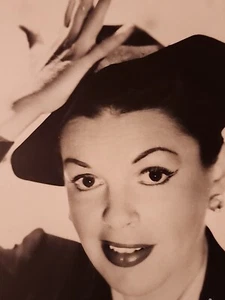 JUDY GIRLANDE 8X10 DOUBLE WEIGHT PHOTO Bob Board Collection LGBT GAY INTEREST - Bild 1 von 15