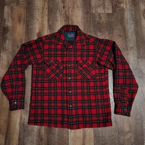 Pendleton Plaid Board Shirt Medium (fits like Small) 100% Virgin Wool Made USA - Picture 1 of 8