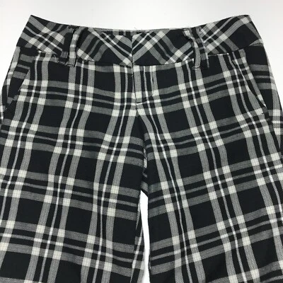 Шорты Charlotte Russe для подростков размер 7 черные белые клетчатые с манжетами мягкие бермуды - Изображение 1 из 4