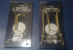 Brass Finish Plate Hanger Fits Plates 7-10" Lot Of 2 Sturdy Durable - Picture 1 of 5