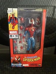 Medicom Mafex No.185 Spider-Man Classic Ver. Figur Nagelneu Versiegelt Plus Bonus! - Bild 1 von 5