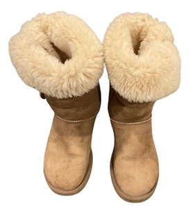 UGG Australia Women's Bailey Button Triplet S/N 1873 Suede Fur Boots Size 8 - Picture 1 of 15