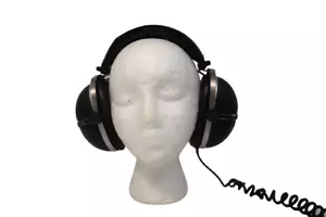 Pioneer SE-305 Headphones Plush Leather - Picture 1 of 7