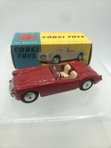 Vintage Corgi Toys 302 MGA / M.G.A. Roter Sportwagen Druckguss Spielzeugauto & Box #302 - Bild 1 von 15