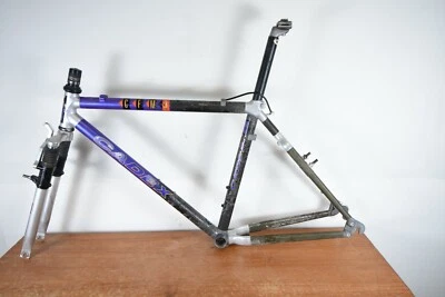 Vintage 1990's Giant Cadex CFM3 Carbon Composite Mountain Bike Frame 18.5" - Image 1 of 4
