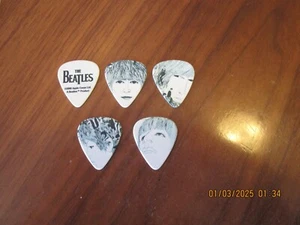 5 Pack D'Addario The Beatles Revolver Guitar Picks Medium A39 - Picture 1 of 2