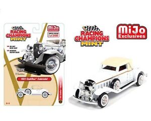Racing Champions 1:64 Scale 1931 White Cadillac Cabriolet Diecast Model RCCP1008