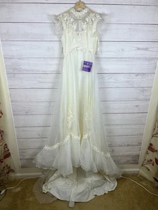 Vintage 1970s BRIDE’S ILGWU Union Made White Wedding Dress Lace Size 8 NWT - Picture 1 of 16