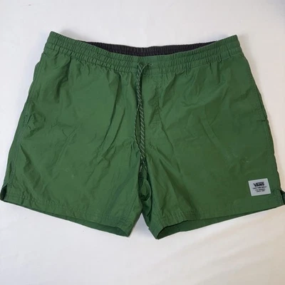 Pantalones Cortos Vans Para Hombres Primary Volley Nylon Talla XL Calce Relajado Verde 5" Entrepierna Foto 1 de 4