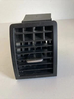 Salida de aire delantera derecha volkswagen touareg 7l6819703e original 2.5tdi 2005 Foto 1 de 4