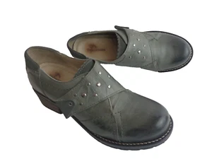 DROMEDARIS Gray Leather Slip On Wrap Shoe Block Heel EUR 38 PORTUGAL comfort - Picture 1 of 9