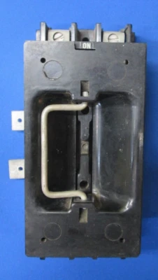 Caja de fusibles Square D 100 Amp FSP conjunto extraíble con fusibles Foto 1 de 4