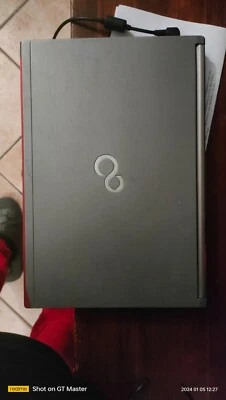 laptop Fujitsu - Immagine 1 di 3