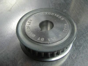 Brecoflex BP10X001866 Zahnscheibe, 5 mm Teilung, 10 mm Riemen, 30 Z, 12 mm Bohrung, AT5/T5 - Bild 1 von 1