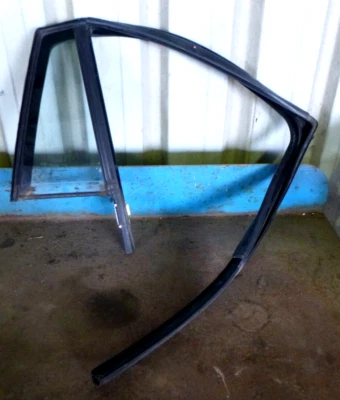 Puerta trasera derecha 1/4 cristal Dodge Caliber 06-12 Foto 1 de 3