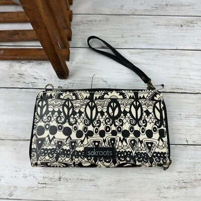 Carteira de pulso preta Sakroots Clutch - Imagem 1 de 4