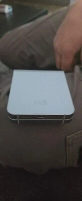 Cellulare SAMSUNG Galaxy Z Flip 6 5G F741 12+256GB Smartphone Pieghevole SILVER - Immagine 1 di 4