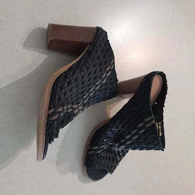 Tacón grueso muy volátil Mula talla 8 negro/bronceado nunca usado Foto 1 de 4