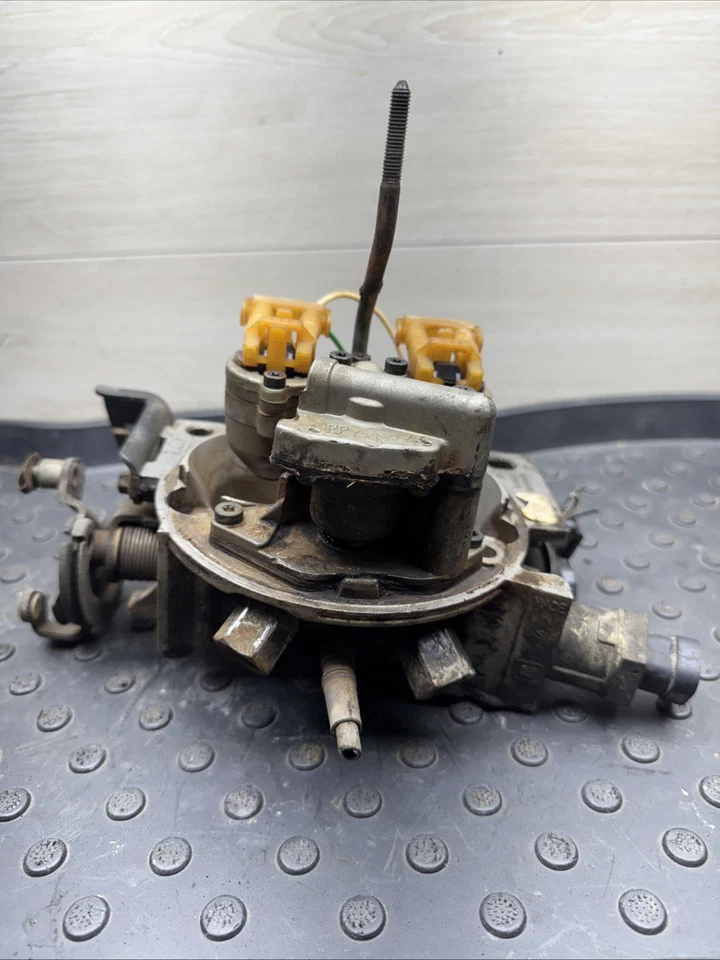 Carrocería del acelerador Chevrolet GMC S10 Sonoma 4.3 V6 TBI 17091036 inyectores Foto 1 de 4