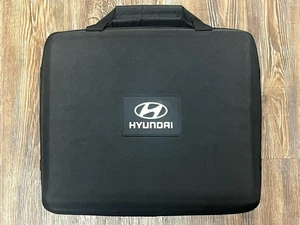 Organizador de carga genuino OEM Hyundai - CWF12 AU000 Santa Fe - Imagen 1 de 6