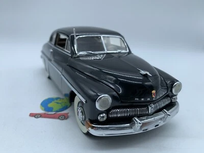 Danbury Mint Mercury Club Coupé 1949 , scala (1:24 - 1:25), vintage (3044) - Immagine 1 di 4