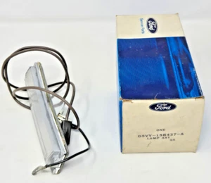 NOS D5VY-15B437-A 1975 LINCOLN ROOF PILLAR COACH LAMP RH PASS SIDE - Picture 1 of 7