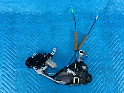 Pestillo de cerradura de puerta del pasajero delantero Lexus LS460 LS600HL con actuador 2010-2017 OEM Foto 1 de 4