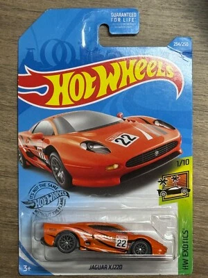 2019 Hot Wheels Exotics 1/10: Jaguar Xj220 (FYC32) - Orange - Image 1 of 4