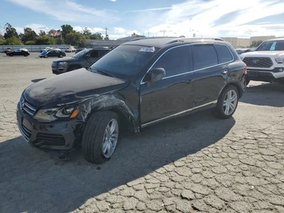 BLK RIGHT FENDER 7P6821106E 2011-2017 VOLKSWAGEN TOUAREG - Image 1 of 4