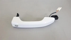 2019-2023 Silverado Sierra 1500-3500 RH Right / LH Left Front Door Handle White - Picture 1 of 14