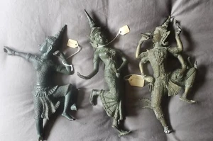Lotto di 3 antichi ballerini tailandesi bronzo sud-est asiatico principe Rama patina. - Foto 1 di 20