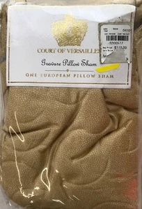 CORTE DE VERSAILLES COVGRABADO EUROPEO SIMULADO FALSO ORO NUEVO EN PAQUETE PRECIO DE VENTA SUGERIDO POR EL FABRICANTE $113 - Imagen 1 de 2